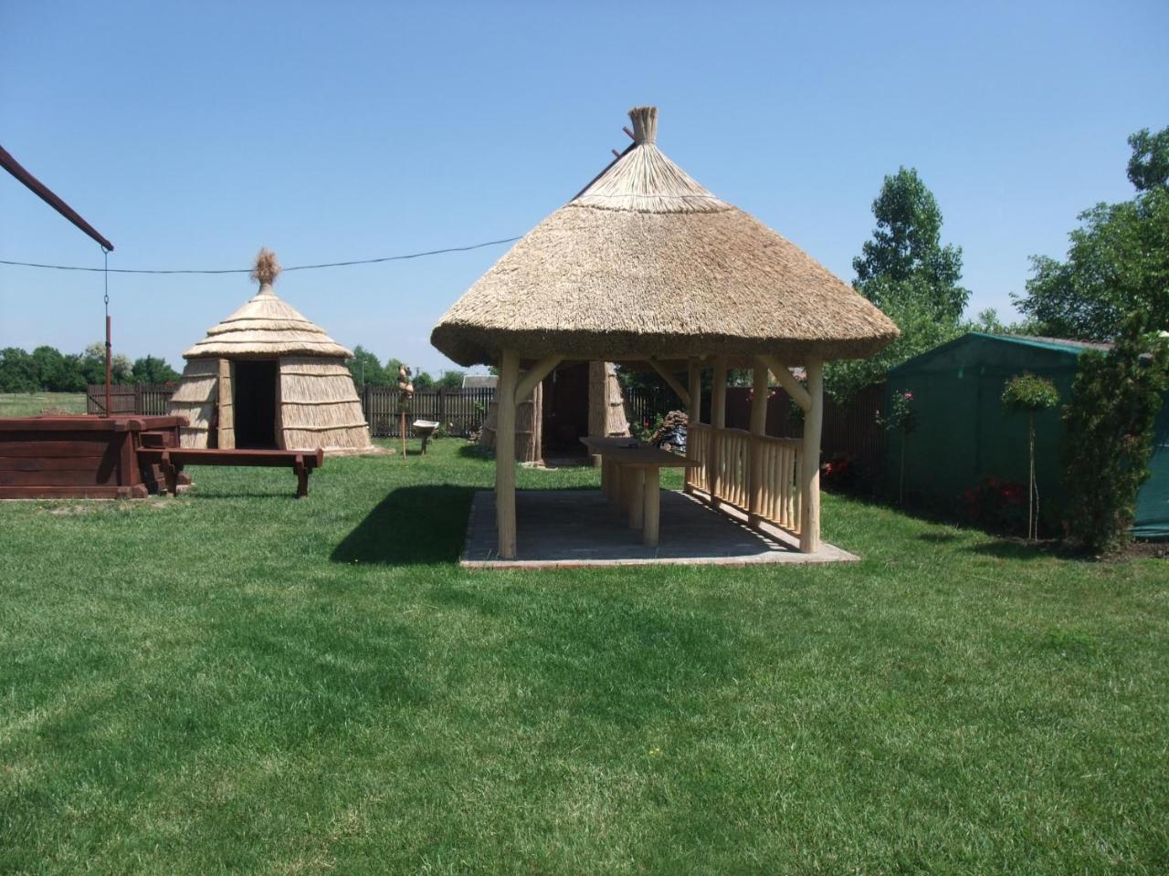 Sóvirág Vendégház Hortobágy Extérieur photo