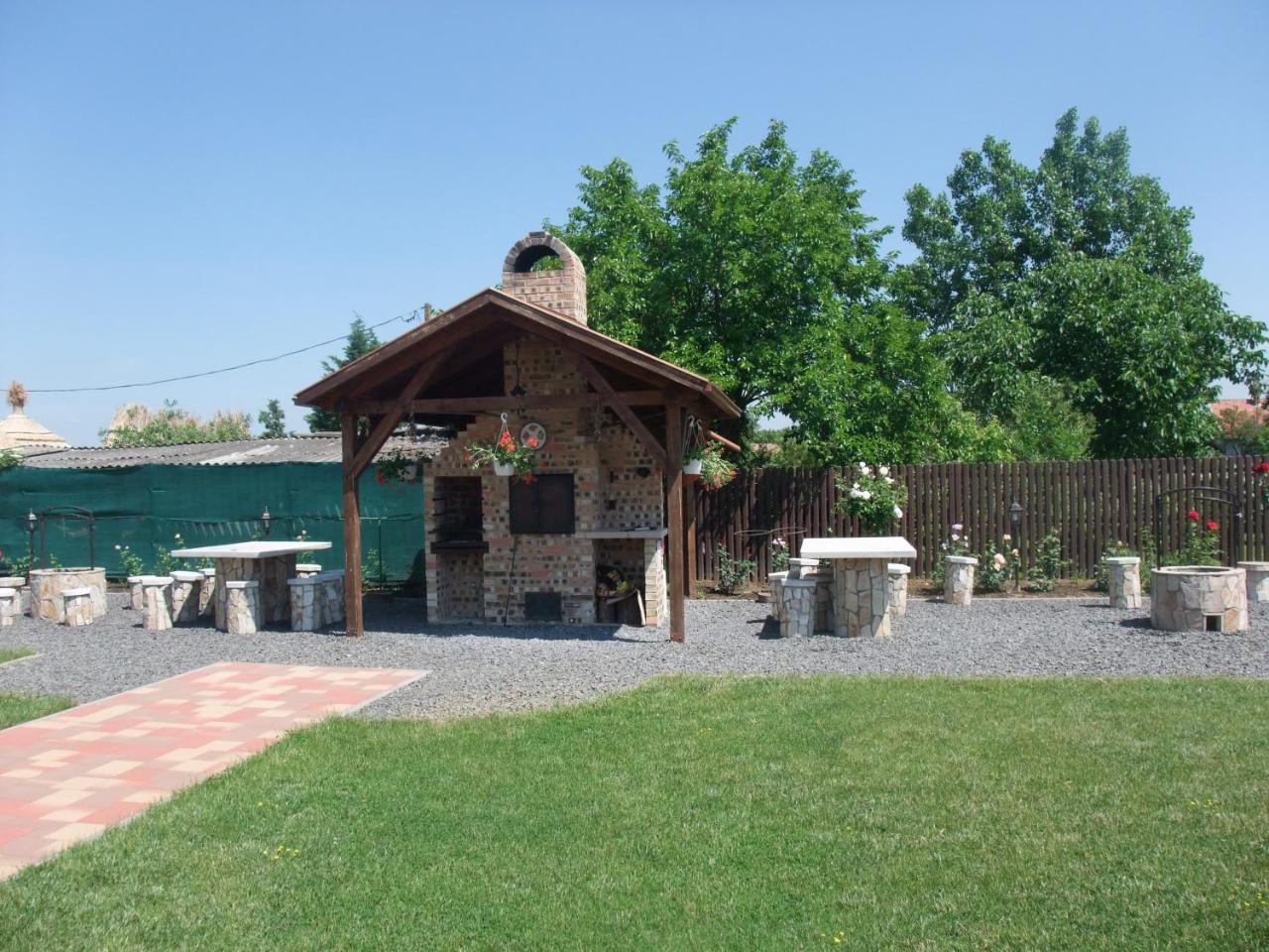 Sóvirág Vendégház Hortobágy Extérieur photo